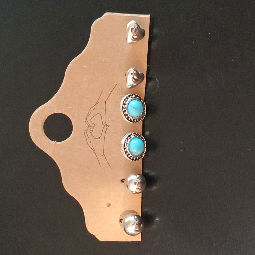 Earing set new